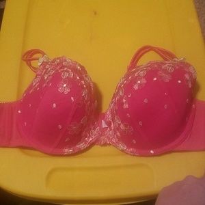 44B plunge bra lane Bryant cacique